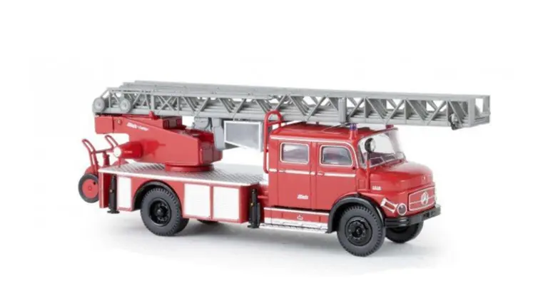 Mercedes-Benz L1519 Vigili del Fuoco DLK 30