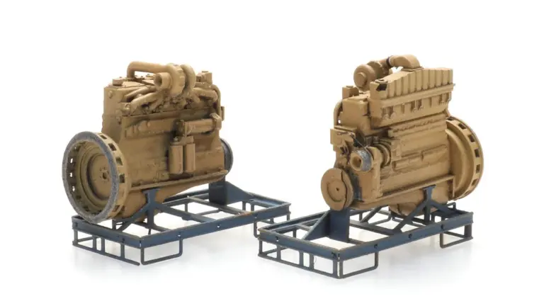 Set di due motori diesel su pallet | Scala H0