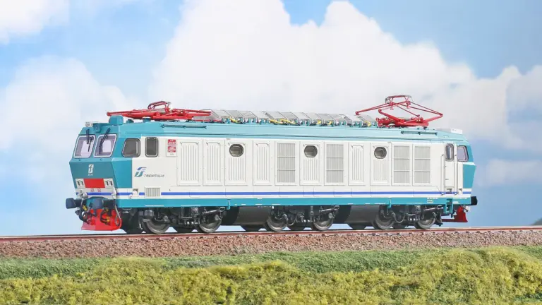 I-FS Locomotiva E 633.062 XMPR | Scala H0